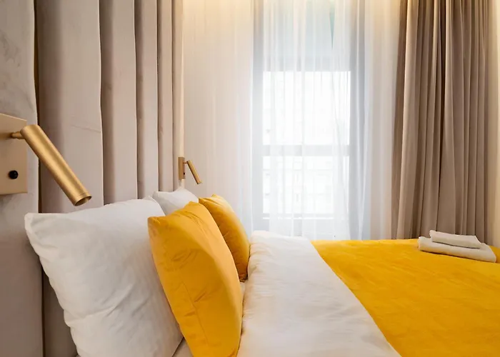 Golden - Premium At Grzybowska 37 * Warsaw